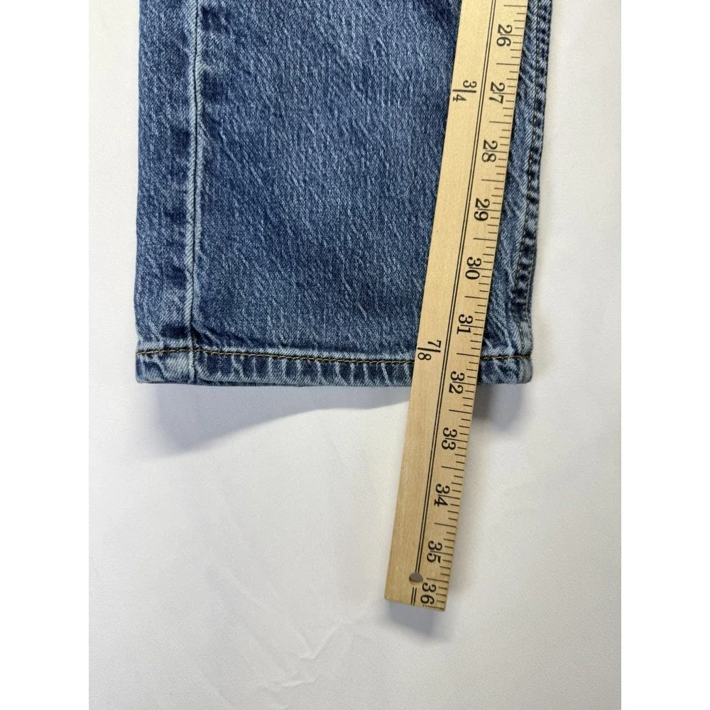 Levi's‎ 505 Jeans 30x32 medium wash Blue Zip Fly Denim Fading Casual